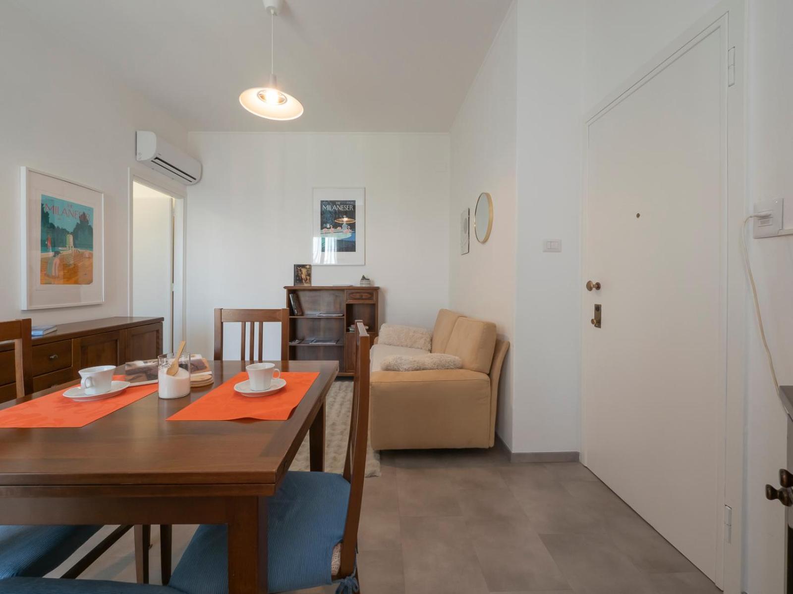 Xenia Apartments - Newly Renovated Apartment Милан Экстерьер фото