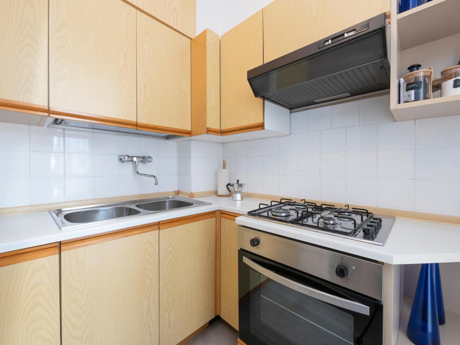 Xenia Apartments - Newly Renovated Apartment Милан Экстерьер фото